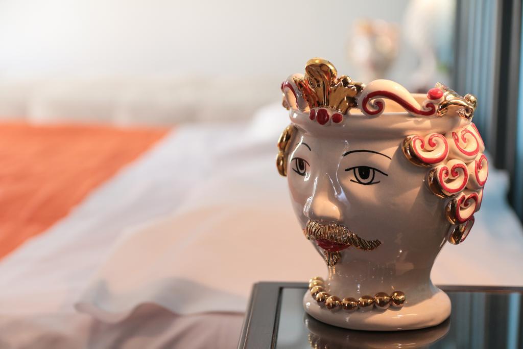 B&B Regina Carolina カルタジローネ エクステリア 写真